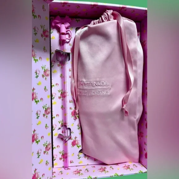 Stanley & Love Shack Fancy Colab NWT SS Tumbler/straw/topper/dust bag/Gift Boxed - Picture 4 of 11